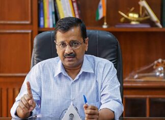 केजरीवाल के प्रदर्शन के खिलाफ पुलिस कमिश्नर के पास पहुंचे देश के नामचीन वकील