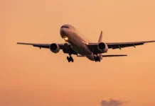 फ्लाइट में 60% मुफ्त सीट का नियम फिलहाल टला, सरकार कर रही समीक्षा