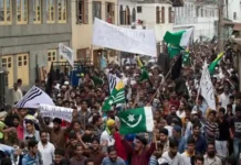 POK में विद्रोह: पाकिस्तानी सेना की बर्बरता के खिलाफ सड़कों पर उतरे लाखों लोग