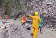 उत्तराखंड में भारी बारिश: बद्रीनाथ हाईवे समेत कई मुख्य मार्ग कड़ाई से बंद!