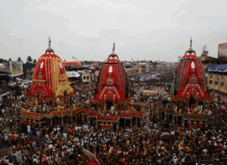 कोलकाता में रथ यात्रा पर कड़ा पहरा: 2,000 पुलिसकर्मी मुस्तैद, ड्रोन से आसमान से रखी जा रही है कड़क नजर!