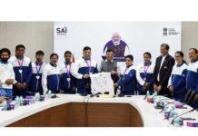 सीडब्ल्यूजी 2026 के पदक विजेताओं का दिल्ली में भव्य अभिनंदन: खेल मंत्री मांडविया ने बांटी प्राइज मनी