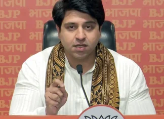 शहजाद पूनावाला ने स्पष्ट किए भाजपा छोड़ने के कारण: आर्थिक जिम्मेदारियों और भविष्य की योजनाओं पर रखी बात