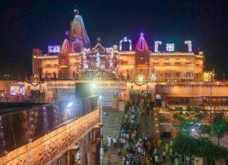 ‘जय कन्हैया लाल की’: मथुरा, दिल्ली से लेकर नोएडा तक श्रीकृष्ण जन्माष्टमी का भव्य उत्सव, जन्मोत्सव पर हर तरफ उल्लास